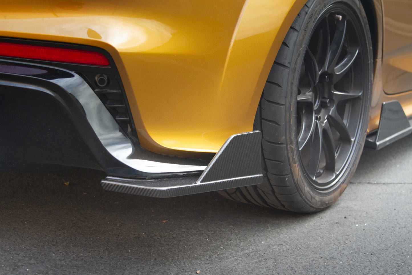APR Performance Carbon Rear Bumper Skirts 2023+ Acura Integra Type S